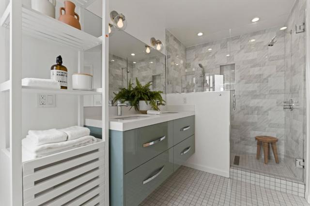 130 Blackburn Terrace, Pacifica CA: https://media.crmls.org/mediaz/5bd32d89-28e9-4124-b1d8-88568f4bad7c.jpg