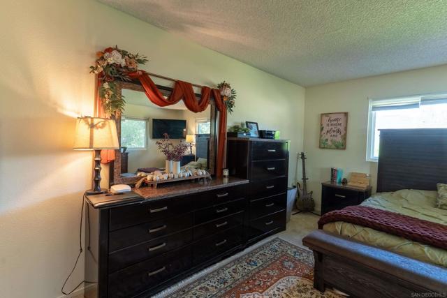 33212 Mill Creek Rd, Pauma Valley CA: https://media.crmls.org/mediaz/5bd39c6a-c66f-43e2-9323-317d07009a12.jpg