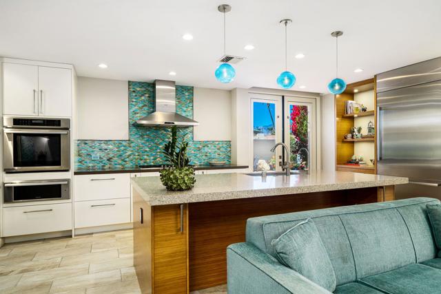 75653 Valle Vista Drive, Indian Wells CA: https://media.crmls.org/mediaz/5bd4b7f6-3c3d-41e8-9584-3e97041eb6d3.jpg