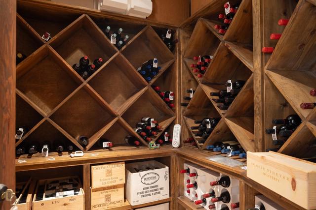 3200 Red Wolf Drive, Carmel CA: https://media.crmls.org/mediaz/5bd55909-eb45-4cc0-b271-16aa88ce005d.jpg