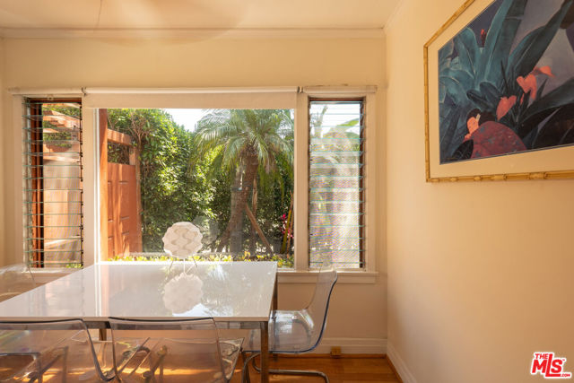 8921 Rosewood Avenue, West Hollywood CA: https://media.crmls.org/mediaz/5bd6c17e-fc43-45c5-bc3f-24326ee311dc.jpg