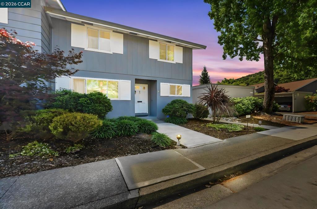 83 Miramonte Dr