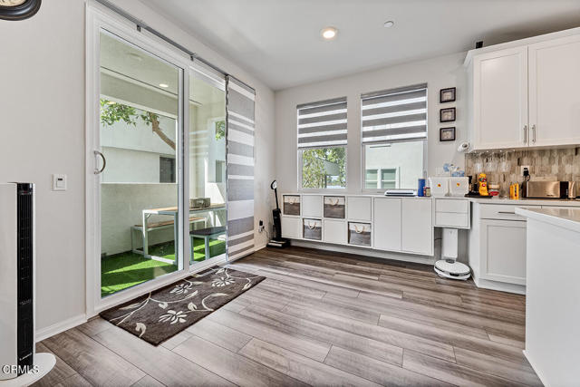 Detail Gallery Image 4 of 27 For 1736 Cayton Loop, West Covina,  CA 91790 - 2 Beds | 2/1 Baths