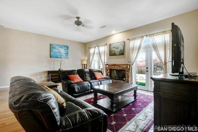 Image 2 of 6 For 72400 Cactus Dr