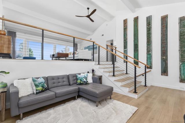 2071 Caminito Circulo Norte, La Jolla CA: https://media.crmls.org/mediaz/5bda6d22-c349-47bf-ab71-8cdcf9cd74e3.jpg