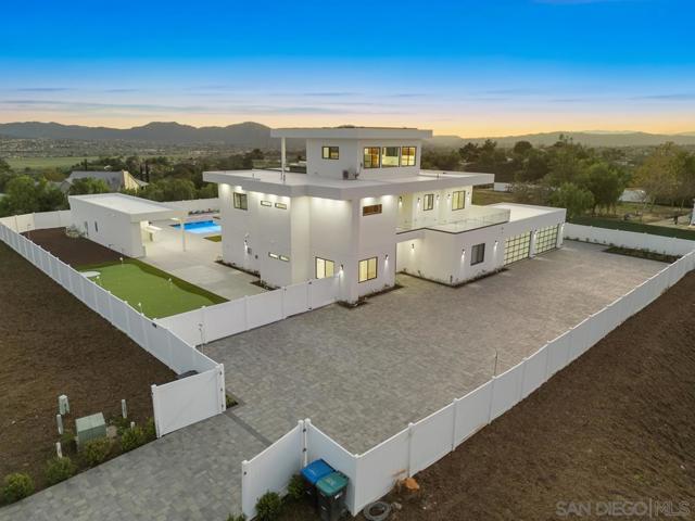 41955 Altanos Road, Temecula CA: https://media.crmls.org/mediaz/5bda83ac-605f-4f03-a369-134ad88cc9b2.jpg