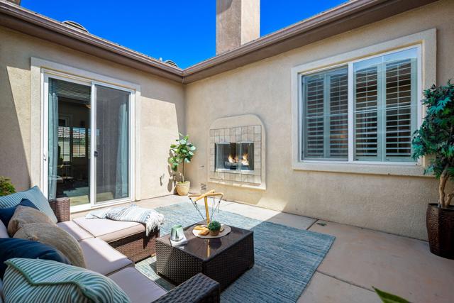 40844 Piazza Del Paradiso, Indio CA: https://media.crmls.org/mediaz/5bdb80fe-6fb5-4d51-8e90-fd0f85914249.jpg
