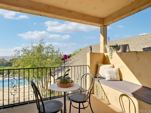 32110 Dos Ninas, Bonsall CA: https://media.crmls.org/mediaz/5bdbddd4-8094-47b9-bbea-8f38b2268dc0.jpg