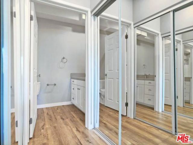 10560 SANTA MONICA, Los Angeles CA: https://media.crmls.org/mediaz/5bdcbc54-d429-4d74-967b-ef7a244cca30.jpg