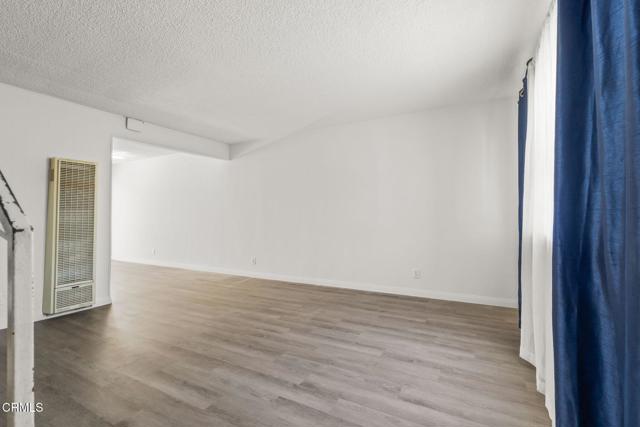 Detail Gallery Image 6 of 40 For 400 Arcade Dr, Ventura,  CA 93003 - – Beds | – Baths