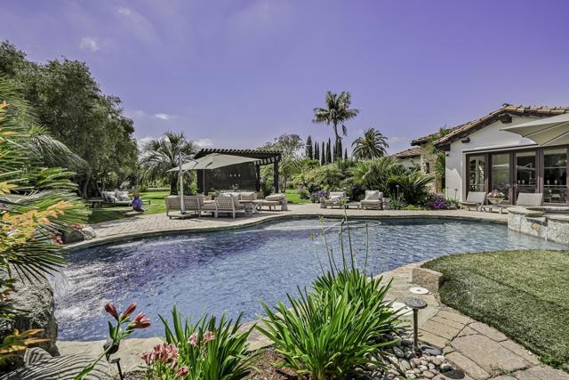 15823 The River Trail, Rancho Santa Fe CA: https://media.crmls.org/mediaz/5bdde2cb-5e3d-4633-9468-4396d9b3c9dc.jpg