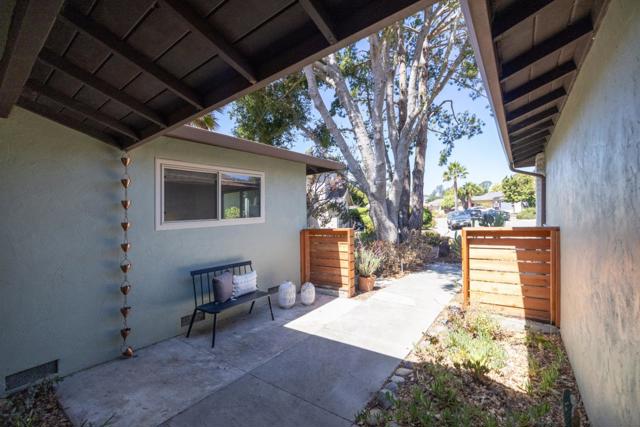103 Calvin Place, Santa Cruz CA: https://media.crmls.org/mediaz/5bdde8c5-2d13-4e53-992c-8a613da0dd7b.jpg
