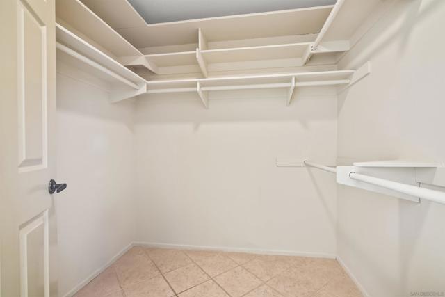 18113 Calle Estepona, San Diego CA: https://media.crmls.org/mediaz/5bde0c53-82e3-4ecc-9a38-937f47d36c3f.jpg