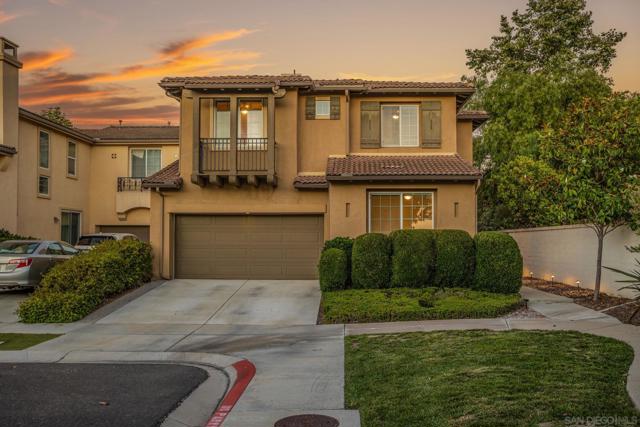13445 Sydney Rae Pl, San Diego CA: https://media.crmls.org/mediaz/5bde2add-0356-4b08-bdb0-ba95f8018009.jpg