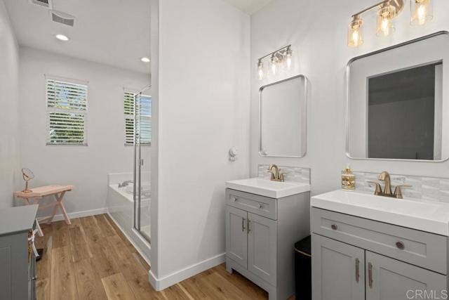 Detail Gallery Image 13 of 39 For 1345 Santa Diana Rd #2,  Chula Vista,  CA 91913 - 4 Beds | 3/1 Baths