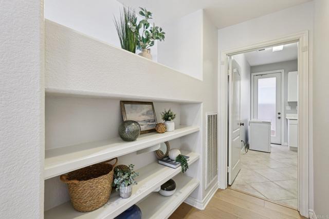 Detail Gallery Image 15 of 36 For 11493 Nantucket Pkwy, San Diego,  CA 92130 - 4 Beds | 4/1 Baths