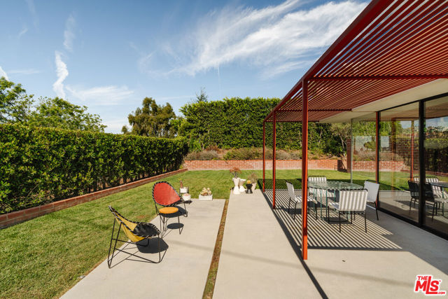 Drew Fenton | 1811 Bel Air Road Los Angeles CA | MLS: 7411913 Drew Fenton | 1811 Bel Air Road Los Angeles CA | MLS: 7411913