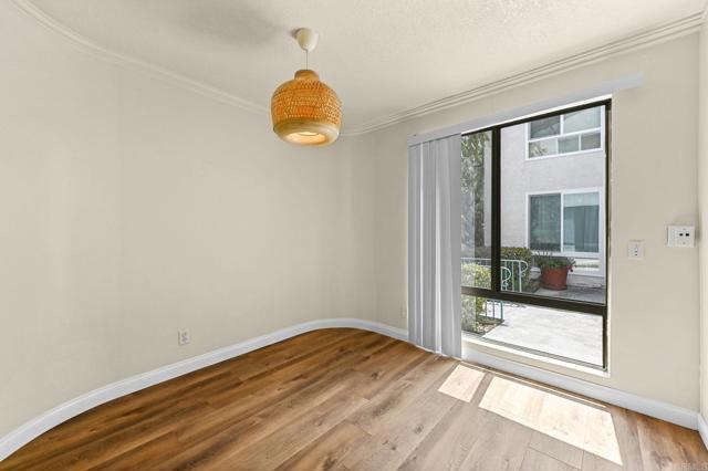 Detail Gallery Image 12 of 46 For 2308 Altisma Way #123,  Carlsbad,  CA 92009 - 2 Beds | 2 Baths