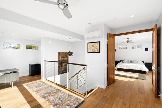 4563 Point Loma Ave, San Diego CA: https://media.crmls.org/mediaz/5be101df-7ed6-4cfb-acba-89a4680f8bb6.jpg
