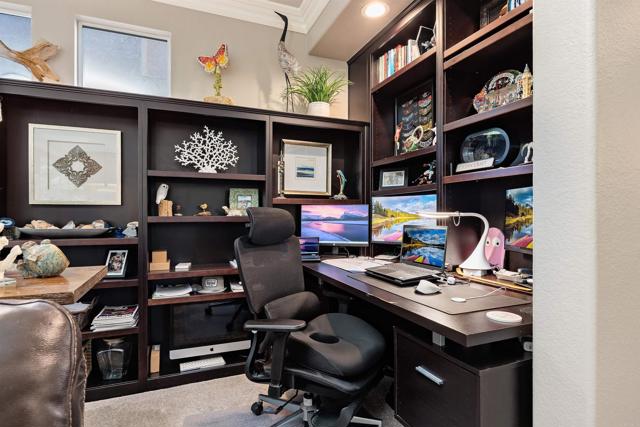 Detail Gallery Image 13 of 46 For 3337 Corte Verso, Carlsbad,  CA 92009 - 4 Beds | 3 Baths