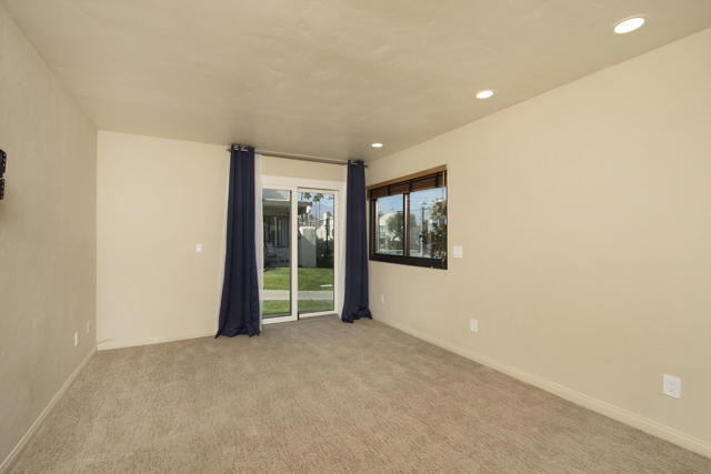 Image 18 of 42 For 73318 Shadow Mountain Drive B