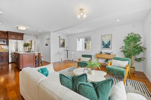 383 Glenwood Avenue, Daly City CA: https://media.crmls.org/mediaz/5be22a00-220c-4105-9feb-3d06075c7b50.jpg