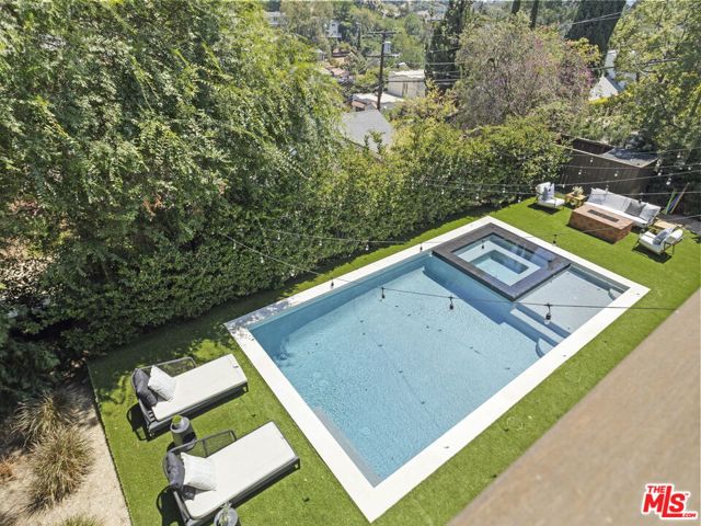2304 Vestal Avenue, Los Angeles CA: https://media.crmls.org/mediaz/5be2ff83-2fb8-4318-a02f-3edff0fc6271.jpg