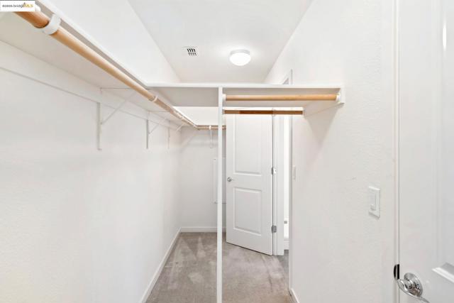 112 Willowrun Way, Oakley CA: https://media.crmls.org/mediaz/5be30a4d-21b4-47b6-8634-fd68989dfc3f.jpg