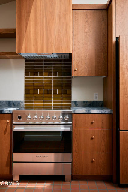 Detail Gallery Image 5 of 35 For 2135 Navarro Ave, Altadena,  CA 91001 - 3 Beds | 2 Baths