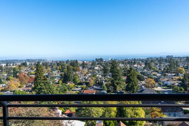 902 Laurent Street, Santa Cruz CA: https://media.crmls.org/mediaz/5be33e44-7a16-4b60-a6ae-c4384c945ea9.jpg