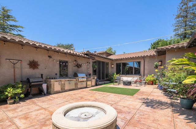 3 Playa Boulevard, Watsonville CA: https://media.crmls.org/mediaz/5be4dc90-d913-460e-a896-c484a0f24f32.jpg