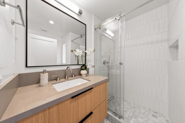 1575 Kingswood Drive, Hillsborough CA: https://media.crmls.org/mediaz/5be56dfd-931c-42f3-a85c-4be2385cadf9.jpg