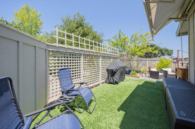 25552 Meadowview Circle, Salinas CA: https://media.crmls.org/mediaz/5be57bd0-4331-4f55-8a1c-4eecc3fc07eb.jpg
