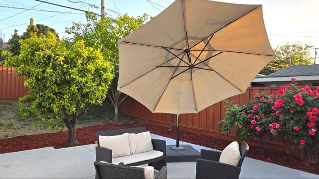 204 Santa Rosa Drive, San Jose CA: https://media.crmls.org/mediaz/5be6b92e-a497-4ecf-9f43-b99d9aa71083.jpg