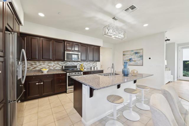 Image 7 of 33 For 2612 Admiral Cir