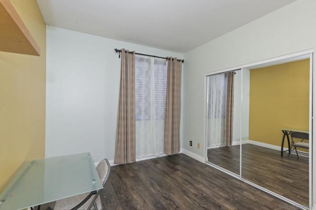 11927 Dapple Way, San Diego CA: https://media.crmls.org/mediaz/5be85047-77c0-41ea-9dff-a2761deeb3a0.jpg