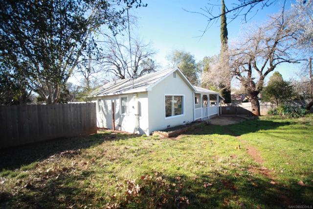 4460 La Mesa Avenue, Shasta Lake, California 96019, 2 Bedrooms Bedrooms, ,1 BathroomBathrooms,Single Family Residence,For Sale,La Mesa Avenue,250020070SD