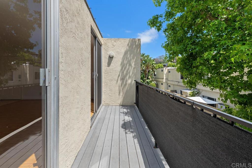 2850 Reynard Way - photo 16