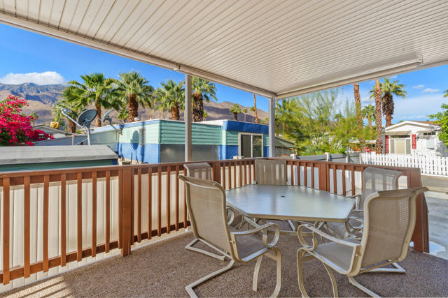 205 Cherokee Street, Palm Springs CA: https://media.crmls.org/mediaz/5bec0cc0-168b-4ca1-8ad1-07bbfd138540.jpg