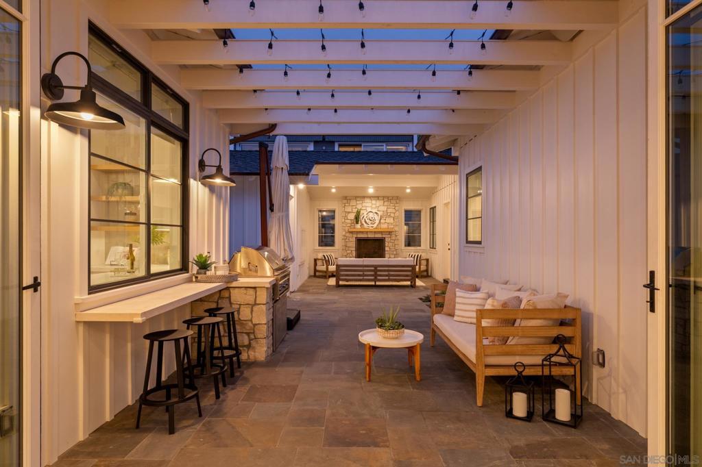 1023 Stratford Ct - photo 7