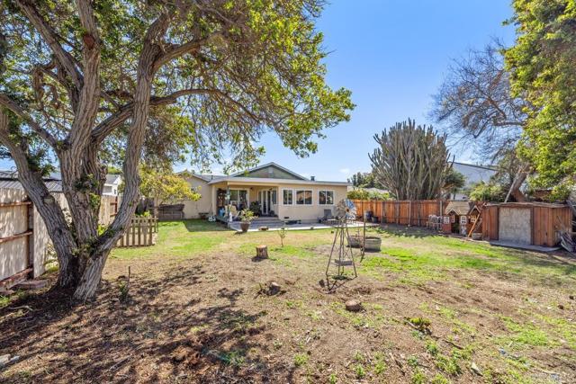 852 5th Street, Imperial Beach CA: https://media.crmls.org/mediaz/5beceaac-dc2a-4fbf-8f4d-87e71a6a9e66.jpg
