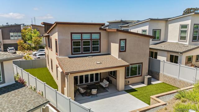 8246 Rose Quartz Cir, San Diego CA: https://media.crmls.org/mediaz/5becebdd-401e-4ba5-9ab8-b41646402a61.jpg