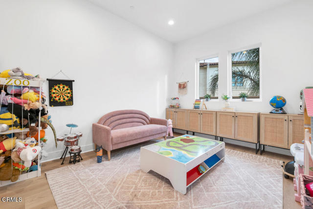 Detail Gallery Image 53 of 70 For 11944 N Red Hawk Ln, Porter Ranch,  CA 91326 - 5 Beds | 5 Baths