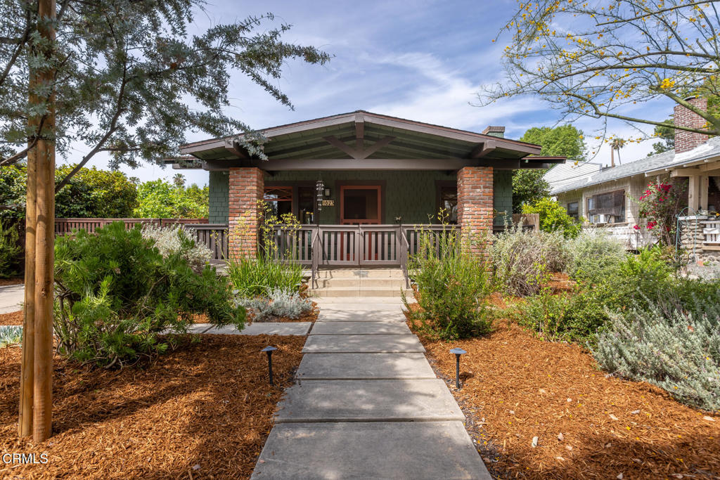 623 N Catalina Avenue