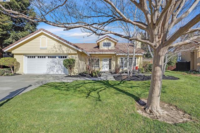 Details for 825 Roma St  , Livermore, CA 94551