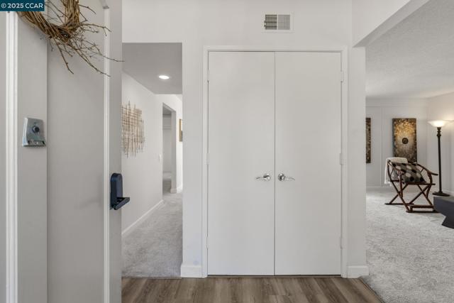 2017 Pine Knoll Dr, Walnut Creek CA: https://media.crmls.org/mediaz/5bee633e-57b4-453b-8548-542a4e428fcb.jpg