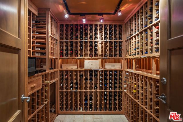 Drew Fenton | 182 N Carmelina Avenue Los Angeles CA | MLS: 7686952