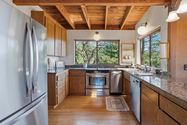 630 Caudill Road, Watsonville CA: https://media.crmls.org/mediaz/5beeb2f3-b303-476b-9a8b-ea575d246104.jpg