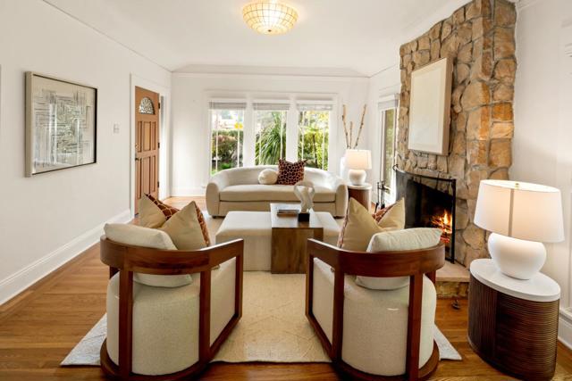 763 College Avenue, Menlo Park CA: https://media.crmls.org/mediaz/5beed02e-2b82-4088-836f-cd10f535c0d2.jpg