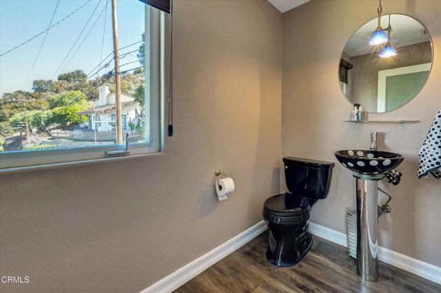 Image 6 of 59 For 561 Ventu Park Road